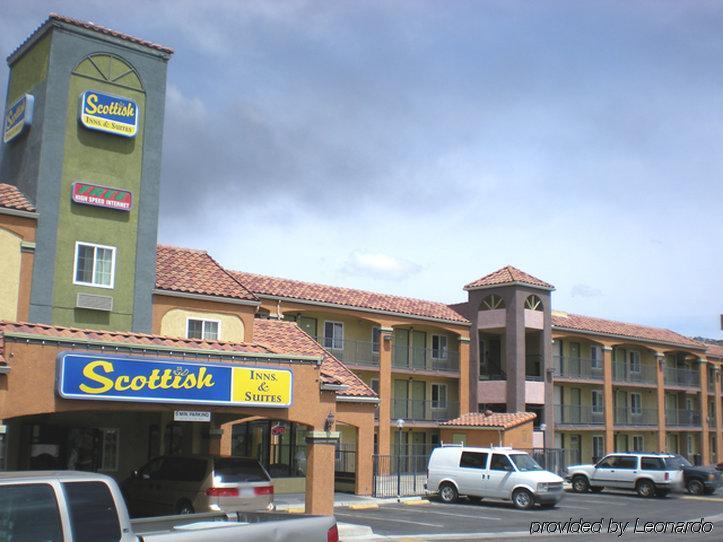Hotel Corona Ca - Hwy 91 Buitenkant foto