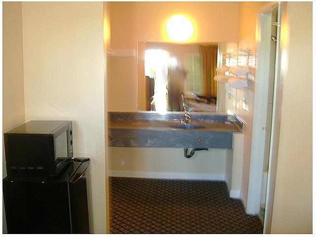 Hotel Corona Ca - Hwy 91 Kamer foto